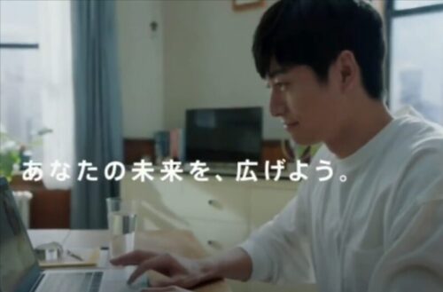 UdemyのCM映像